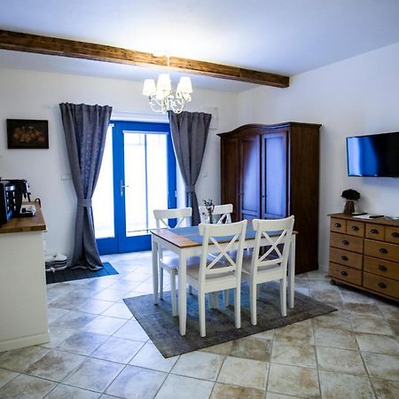 Mikulov Apartmany Magistr Exterior foto
