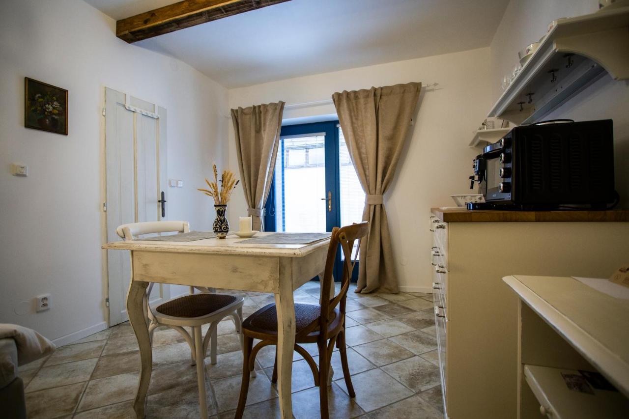 Mikulov Apartmany Magistr Exterior foto